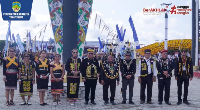 Wakil Bupati Tana Tidung Hadiri Pagelaran Seni dan Budaya Adat Bulusu di Kabupaten Malinau