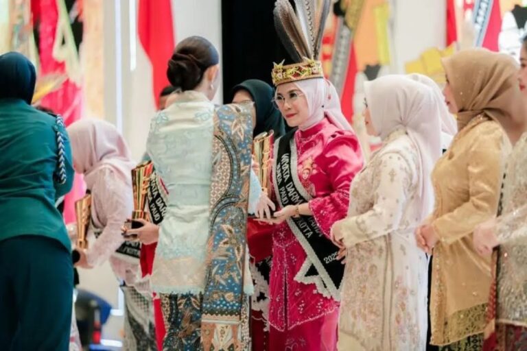 Harumkan Nama Kaltara Bunda Paud Tana Tidung Raih peringkat 1 Nasional kategori Wiyata Darma Utama