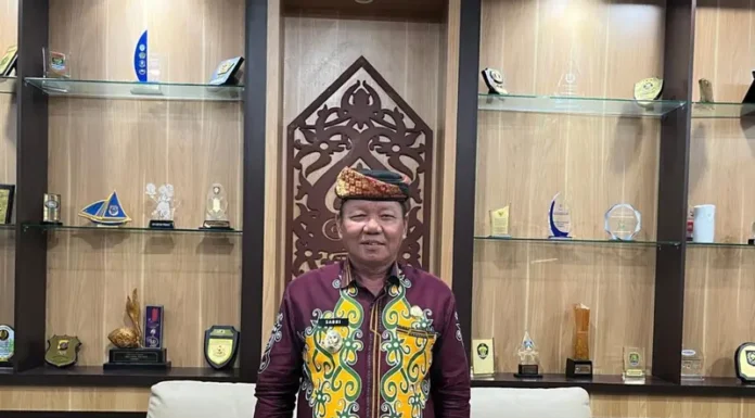 Peringati Hari Batik Nasional 2025 Wabup Tana Tidung Dorong Generasi Milenial Ikut Promosikan Batik Khas Suku Tidung