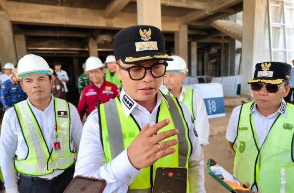 Dinilai Bahayakan Pengguna Jalan Bupati Tana Tidung Bakal Tertibkan Penampungan Sawit di Pinggir Jalan Poros Tana Tidung