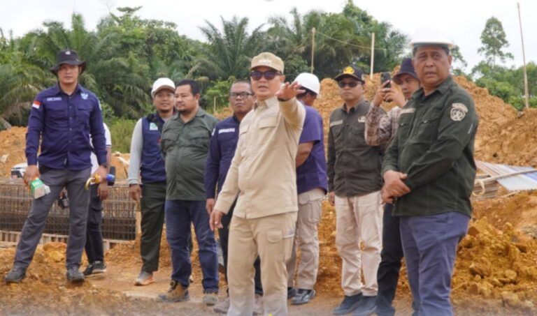 Bupati Ibrahim Ali Minta Auditorium Pendidikan Diberi Nama Haji Udunsyah