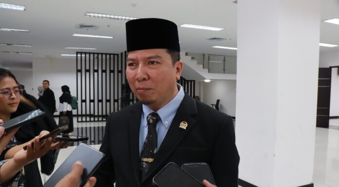 Bersama Banggar DPRD dan TAPD Pemprov Kaltara Bahas RAPBD 2026
