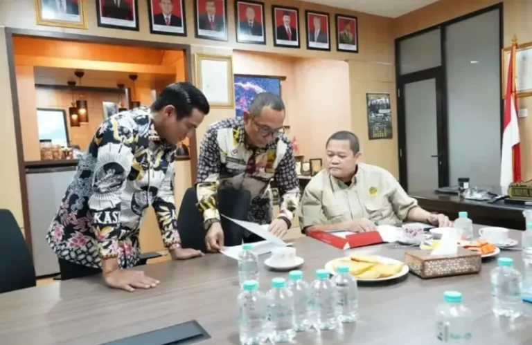 Bupati Nunukan Irwan Sabri Tegaskan Tidak Ada Desa Di Nunukan Yang Masuk Wilayah Malaysia