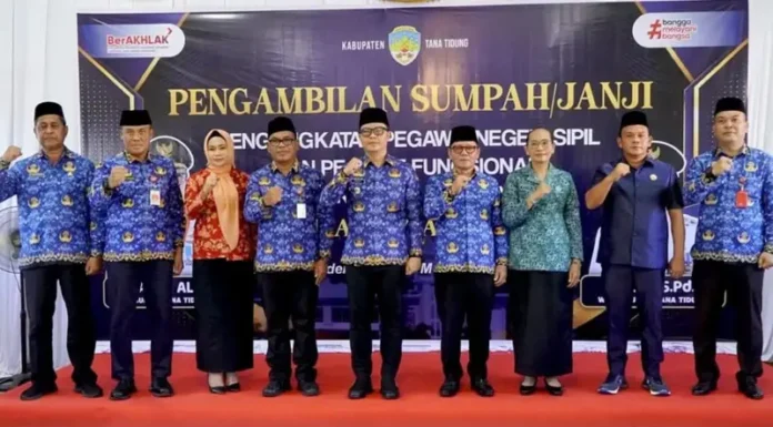 Lantik 39 PNS Baru, Bupati Tekankan Integritas dan Pelayanan Publik