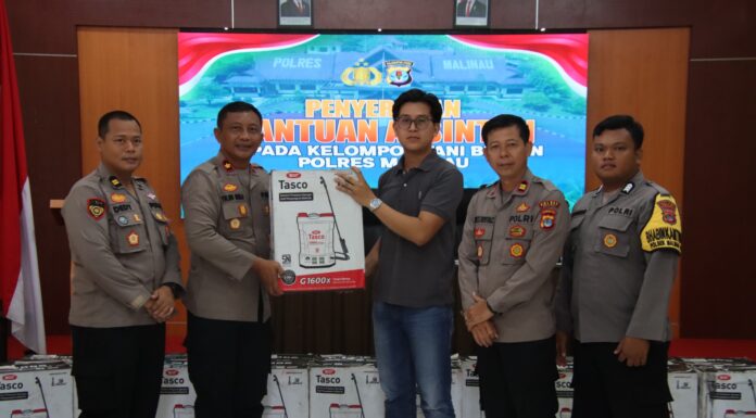 WakaPolres Malinau Pimpin Penyerahan Bantuan Alsintan kepada Kelompok Tani Binaan Polres Malinau