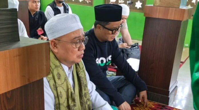 Bupati Tana Tidung Ziarahi Makam Syekh Muhammad Ali Junaidi Al-Banjari di Berau