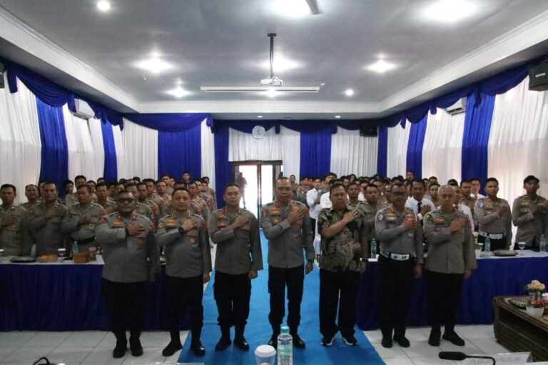 Kapolda Kaltara Kunker ke Polres Malinau, Tekankan Disiplin dan Soliditas Personel