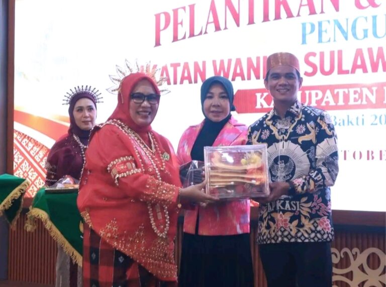Irwan Sabri Hadiri Pelantikan IWSS Nunukan PeriodeTahun 2026-2031